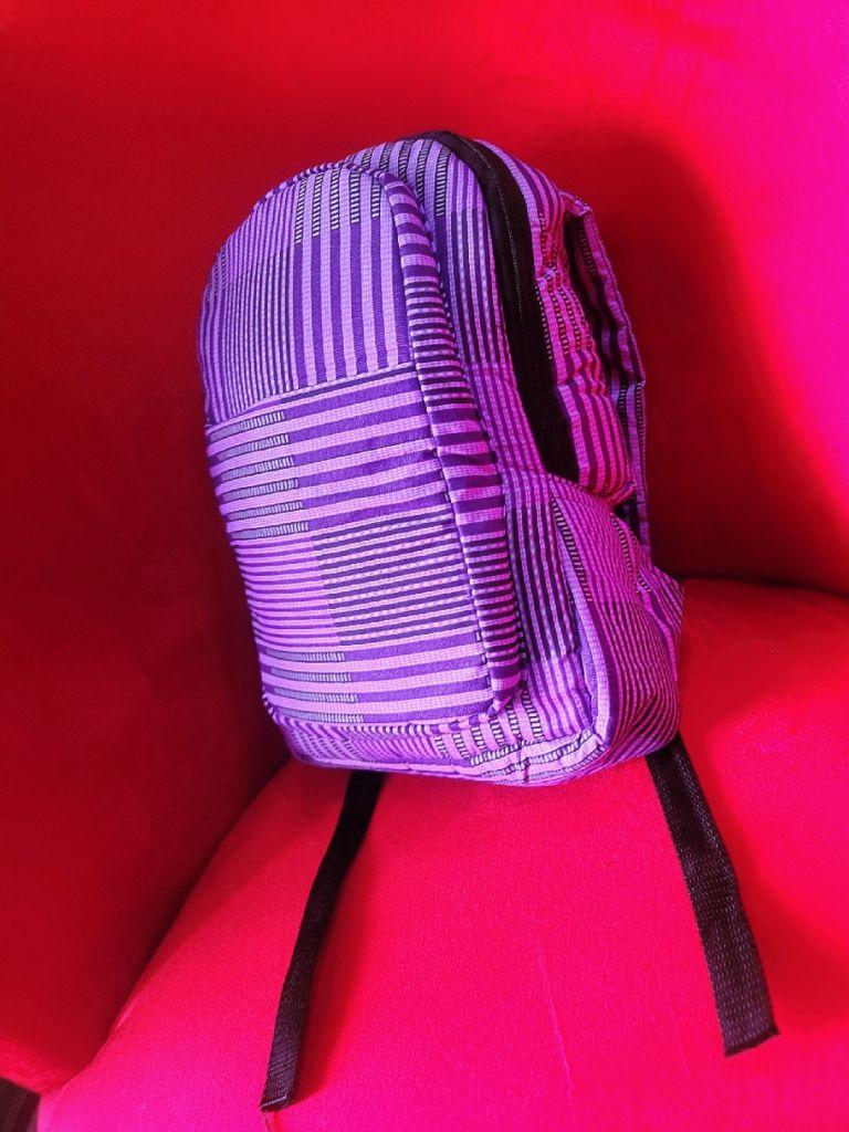sac à dos en pagne. 1