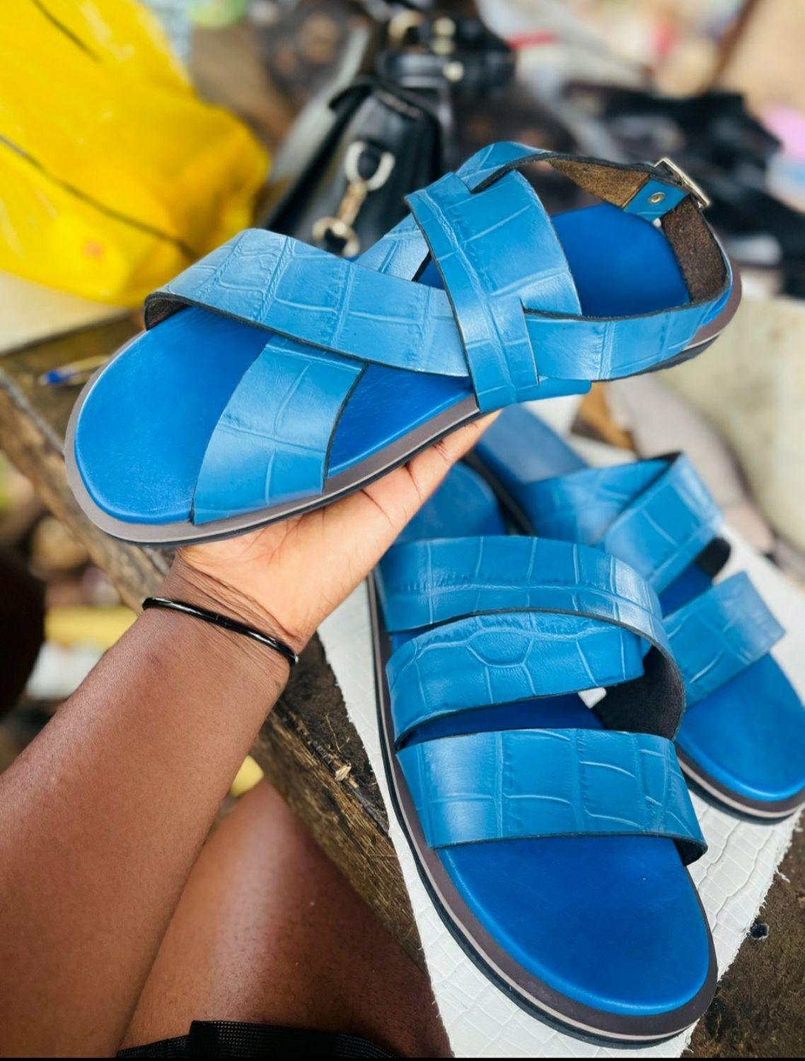 Sandale en cuir 1